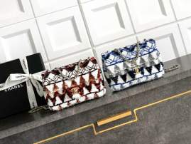 Picture of Chanel Handbags _SKUfw239861371fw
